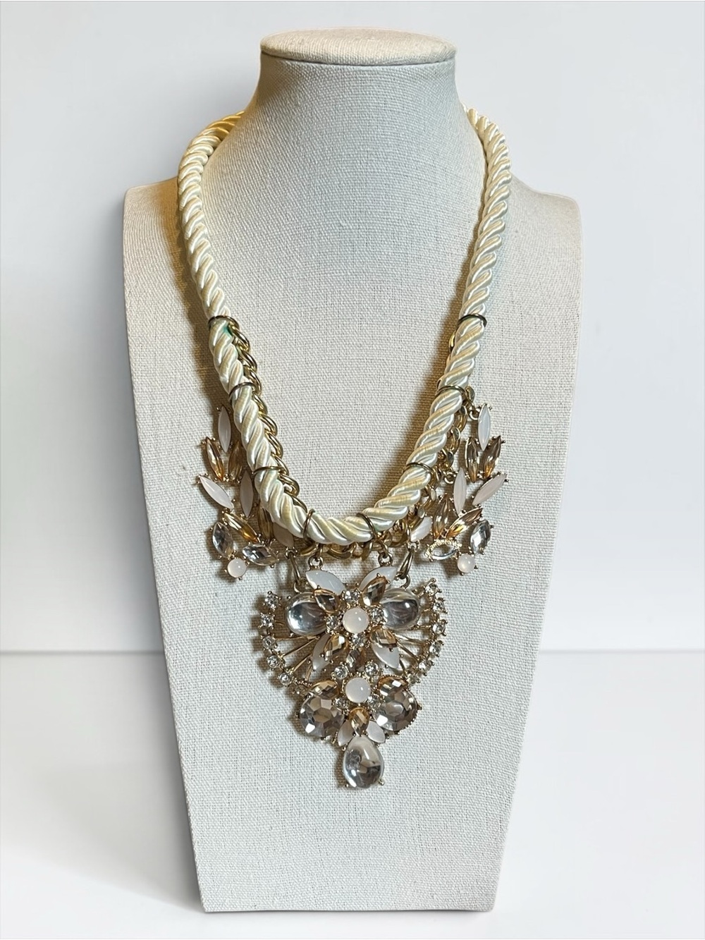 🍭5 for $20🍭 Corded Gold Tone Crystal Statement Necklace CC X